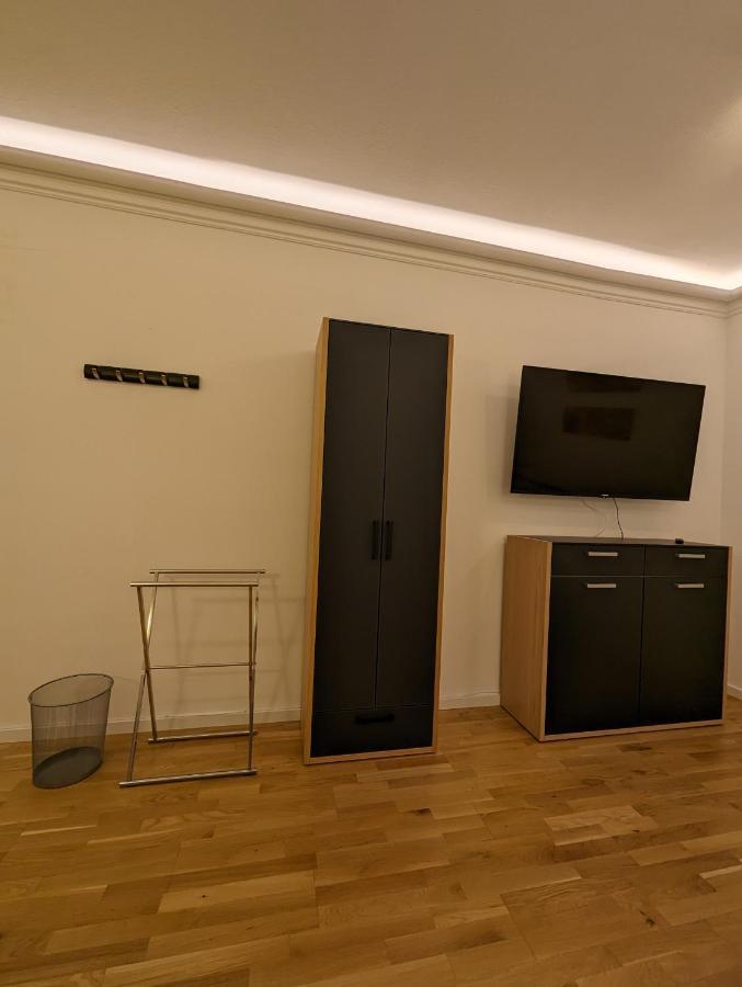 Gemuetliche Zimmer Im Herzen Der Stadt Em-Apartments Deutschland Bielefeld Dış mekan fotoğraf
