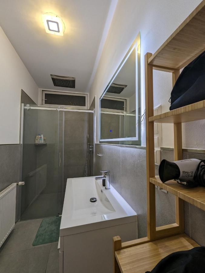 Gemuetliche Zimmer Im Herzen Der Stadt Em-Apartments Deutschland Bielefeld Dış mekan fotoğraf